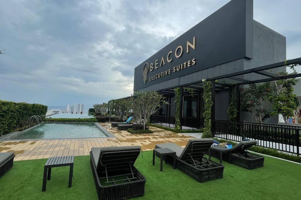 Beacon Suites With Infinity Pool At Georgetown By Wl Εξωτερικό φωτογραφία